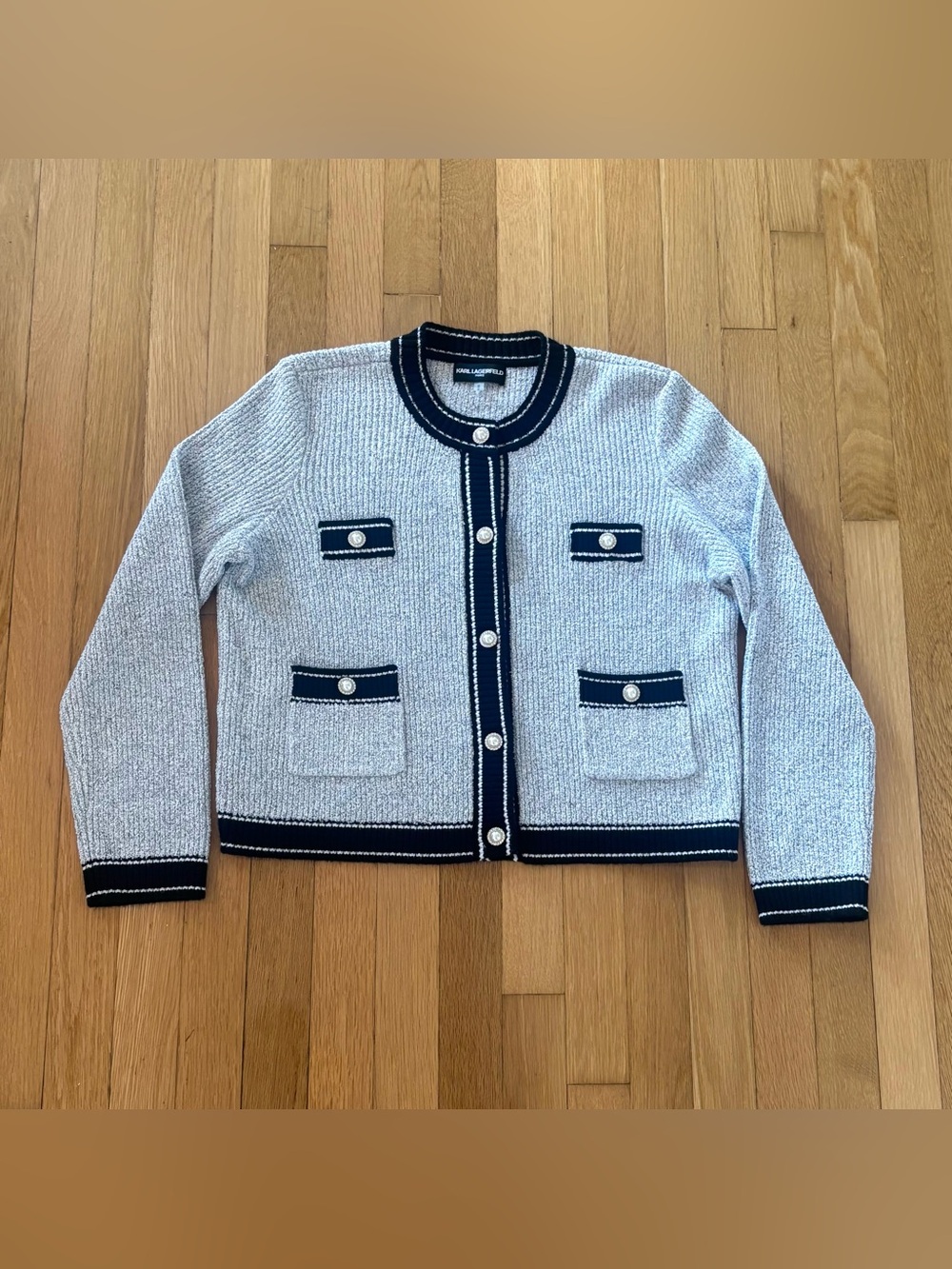 Karl Lagerfeld Paris Chunky Knit Button Cardigan Medium Grey Black Sweater Prep